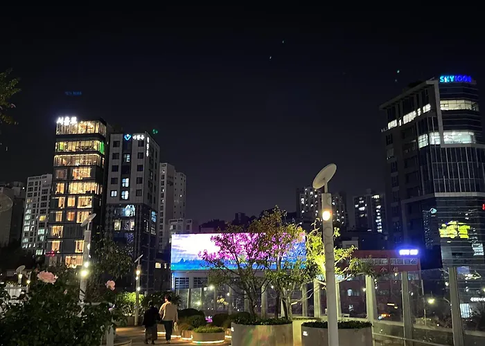 Apartment New House 7min Walk From Station Spacious Family For 6 15min To Namsan Tower Seoul