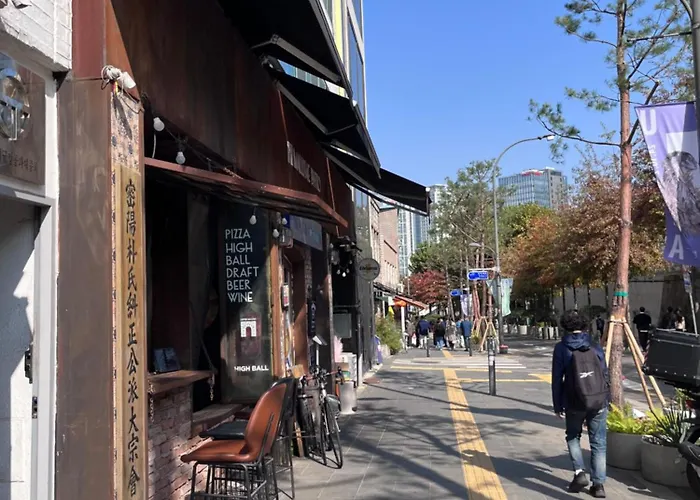 Apartment New House 7min Walk From Station Spacious Family For 6 15min To Namsan Tower