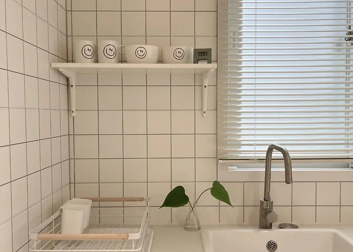 Apartment New House 7min Walk From Station Spacious Family For 6 15min To Namsan Tower *