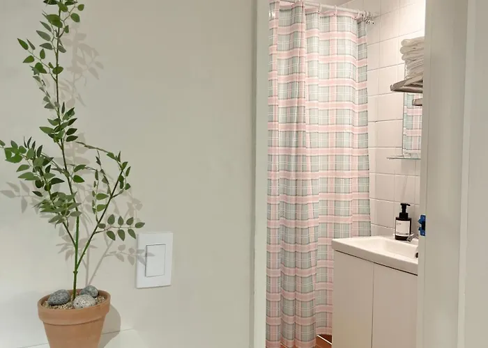 New House 7min Walk From Station Spacious Family For 6 15min To Namsan Tower Seoul